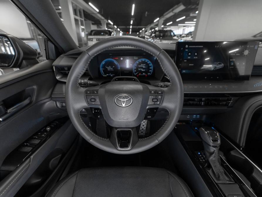 Toyota Camry IX (XV80) China Market Москва  - изображение 11