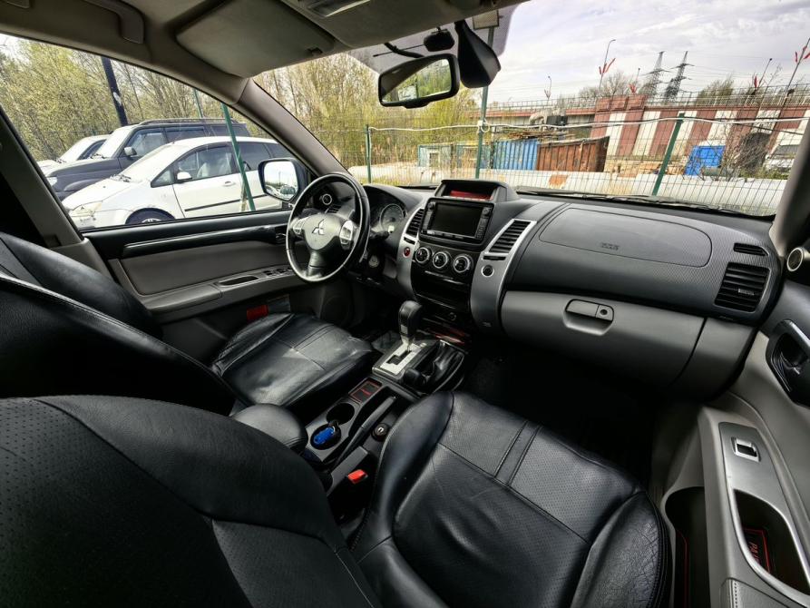 Mitsubishi Pajero Sport II Рестайлинг Санкт-Петербург  - изображение 9