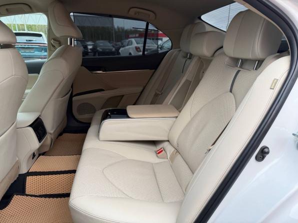 Toyota Camry VIII (XV70) Рестайлинг с пробегом 2021 года, цена 3 275 000 рублей, 74657 км, седан, Автокод Объявления