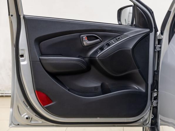 Hyundai ix35 I Рестайлинг с пробегом 2013 года, цена 1 288 000 рублей, 144987 км, внедорожник, Автокод Объявления