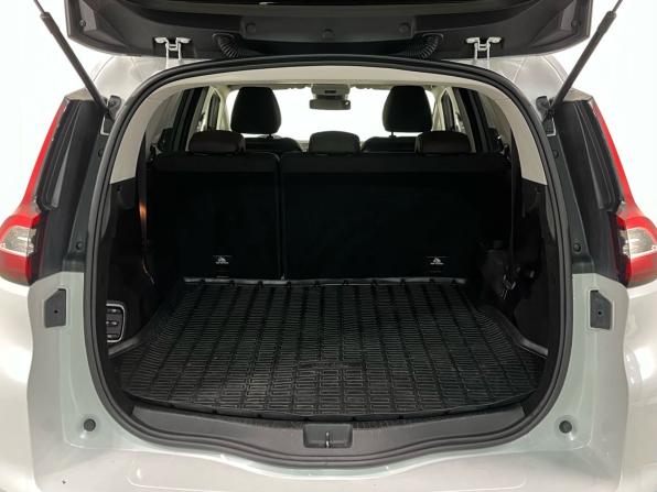 Renault Scenic IV с пробегом 2017 года, цена 1 499 000 рублей, 151575 км, компактвэн, Автокод Объявления