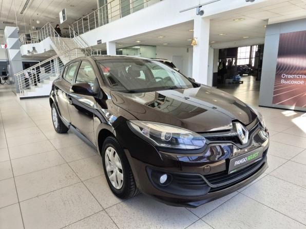 Renault Megane III Рестайлинг 2 с пробегом 2015 года, цена 869 000 рублей, 104030 км, хэтчбек, Автокод Объявления