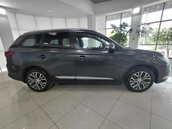 Mitsubishi Outlander III Рестайлинг 2 с пробегом 2016 года, цена 1 690 000 рублей, 294631 км, внедорожник, Автокод Объявления