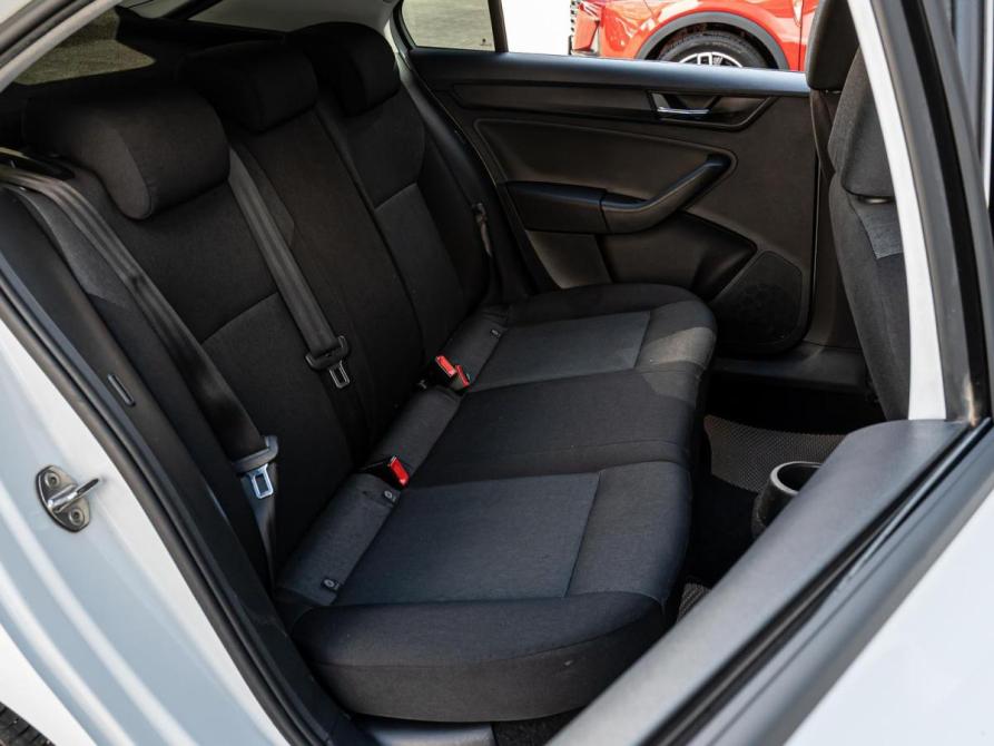 Skoda Rapid I Рестайлинг Краснодар  - изображение 7