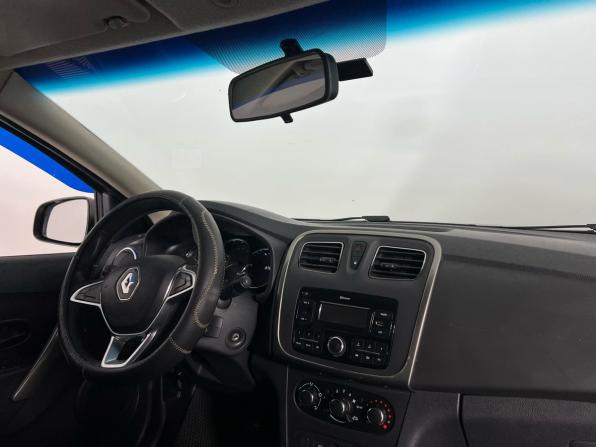 Renault Logan II Рестайлинг с пробегом 2021 года, цена 1 035 000 рублей, 88000 км, седан, Автокод Объявления