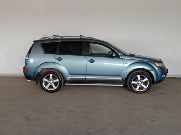 Mitsubishi Outlander II с пробегом 2008 года, цена 770 000 рублей, 255901 км, внедорожник, Автокод Объявления