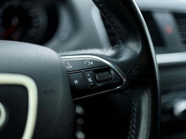 Audi Q3 I (8U) с пробегом 2012 года, цена 1 399 000 рублей, 209790 км, внедорожник, Автокод Объявления