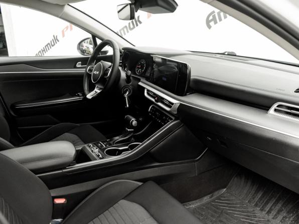 Kia K5 III с пробегом 2022 года, цена 2 580 000 рублей, 59976 км, седан, Автокод Объявления