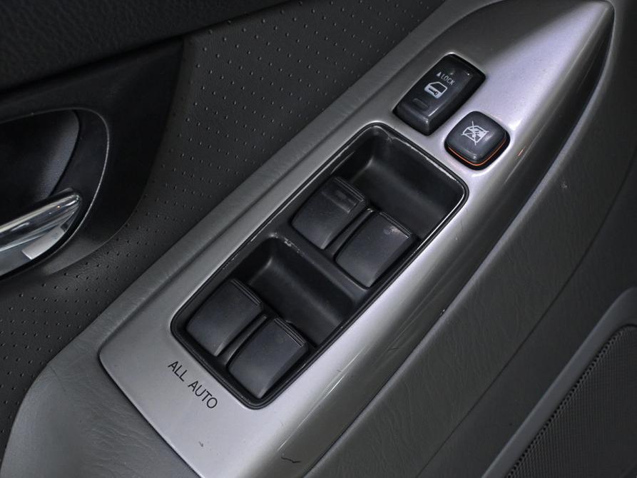 Toyota Land Cruiser Prado 120 Series Рестайлинг Москва  - изображение 17