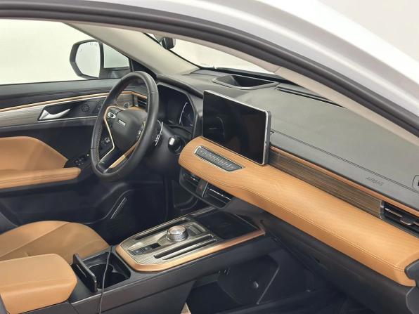 Haval Jolion I Рестайлинг с пробегом 2023 года, цена 1 750 000 рублей, 52091 км, внедорожник, Автокод Объявления
