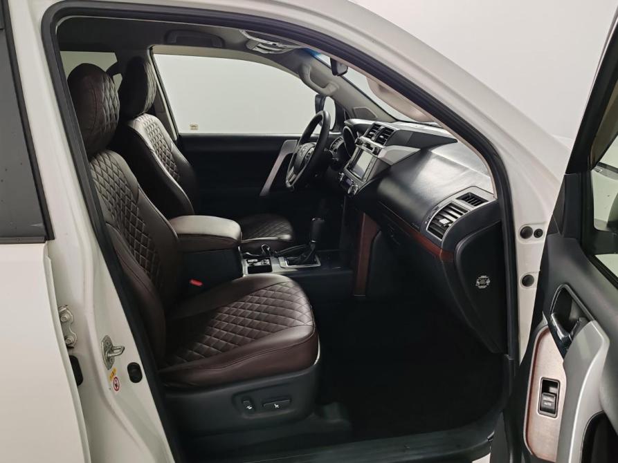 Toyota Land Cruiser Prado 150 Series Рестайлинг 1 Москва  - изображение 20
