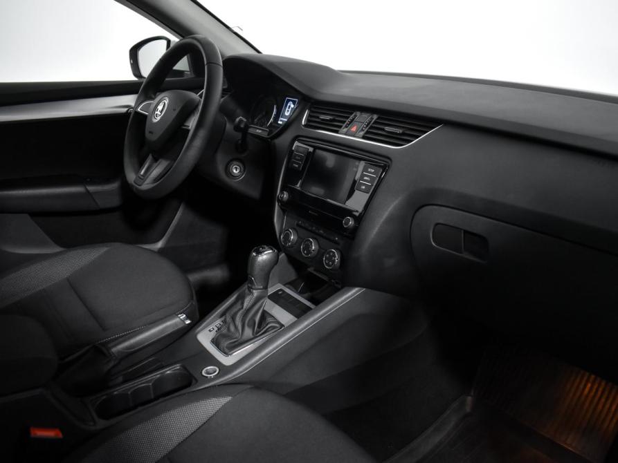 Skoda Octavia III (A7) Рестайлинг Санкт-Петербург  - изображение 10