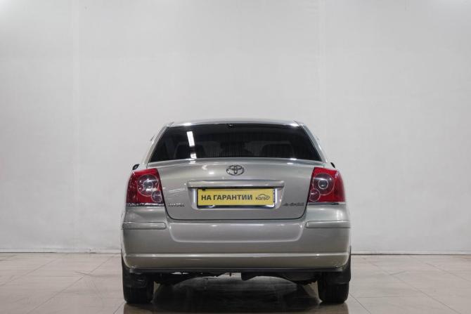 Toyota Avensis II Рестайлинг с пробегом 2008 года, цена 949 000 рублей, 215000 км, седан, Автокод Объявления