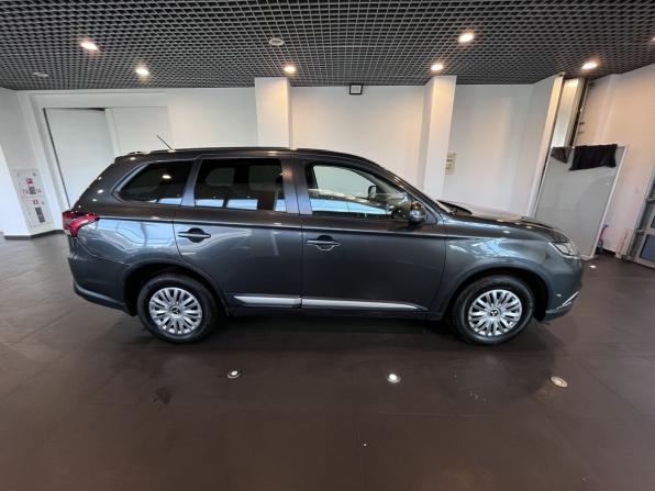 Mitsubishi Outlander III Рестайлинг 2 с пробегом 2016 года, цена 1 855 000 рублей, 117740 км, внедорожник, Автокод Объявления