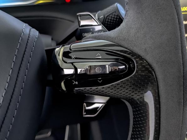 Lotus Eletre с пробегом 2023 года, цена 10 150 000 рублей, 11684 км, внедорожник, Автокод Объявления
