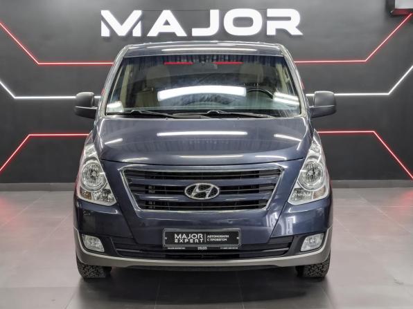 Hyundai H-1 II Рестайлинг с пробегом 2017 года, цена 2 990 000 рублей, 89919 км, минивэн, Автокод Объявления