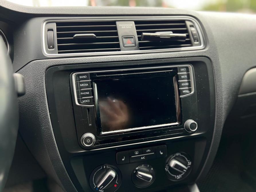Volkswagen Jetta VI Рестайлинг Альметьевск  - изображение 17