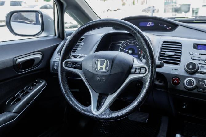 Honda Civic VIII с пробегом 2006 года, цена 557 000 рублей, 181000 км, седан, Автокод Объявления