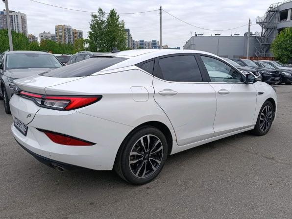 JAC J7 I с пробегом 2023 года, цена 1 099 000 рублей, 41000 км, лифтбек, Автокод Объявления