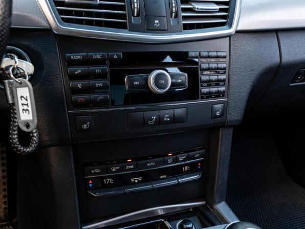 Mercedes-Benz E-Класс IV (W212 S212 C207) с пробегом 2010 года, цена 1 440 000 рублей, 251580 км, седан, Автокод Объявления