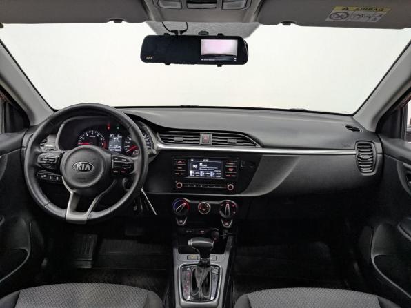 Kia Rio IV Рестайлинг с пробегом 2021 года, цена 1 630 000 рублей, 56582 км, седан, Автокод Объявления