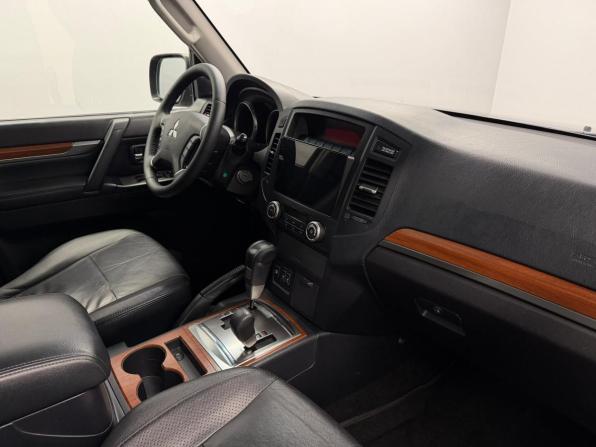 Mitsubishi Pajero IV с пробегом 2006 года, цена 1 245 000 рублей, 266560 км, внедорожник, Автокод Объявления