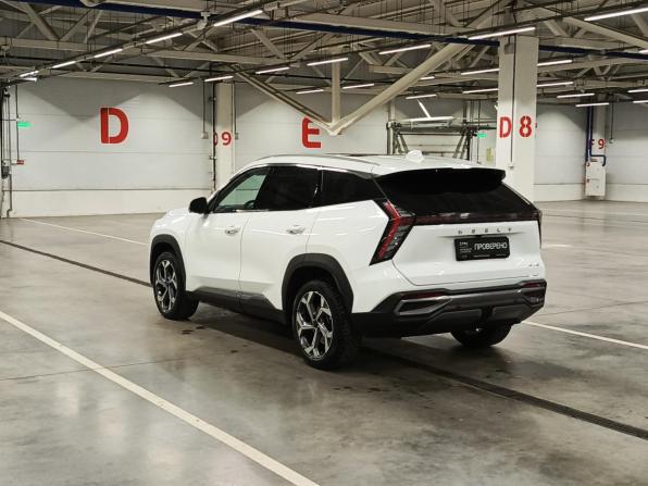Geely Atlas II с пробегом 2024 года, цена 2 539 000 рублей, 26203 км, внедорожник, Автокод Объявления