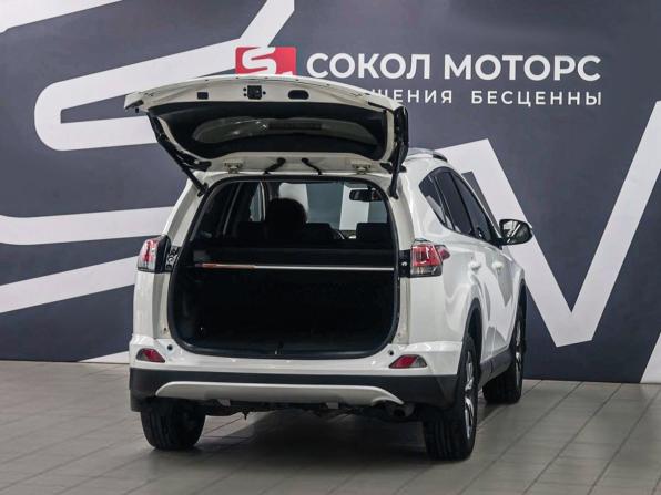 Toyota RAV4 IV (XA40) Рестайлинг с пробегом 2017 года, цена 2 499 900 рублей, 168000 км, внедорожник, Автокод Объявления