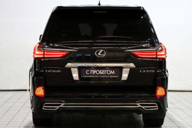 Lexus LX III Рестайлинг 2 с пробегом 2016 года, цена 7 245 000 рублей, 133348 км, внедорожник, Автокод Объявления