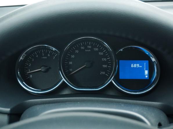 Renault Sandero II с пробегом 2016 года, цена 999 000 рублей, 84929 км, хэтчбек, Автокод Объявления