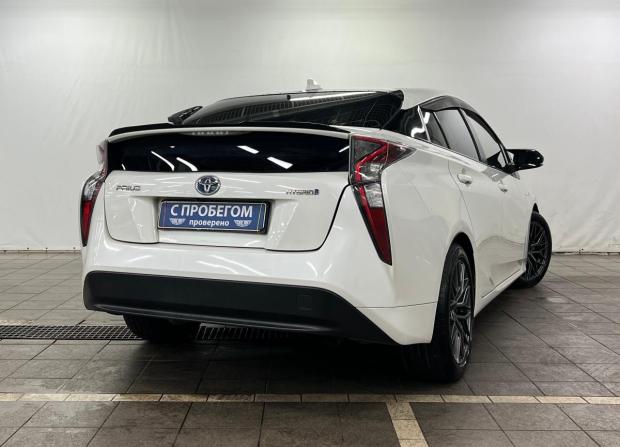 Toyota Prius IV (XW50) с пробегом 2016 года, цена 1 780 000 рублей, 142000 км, лифтбек, Автокод Объявления