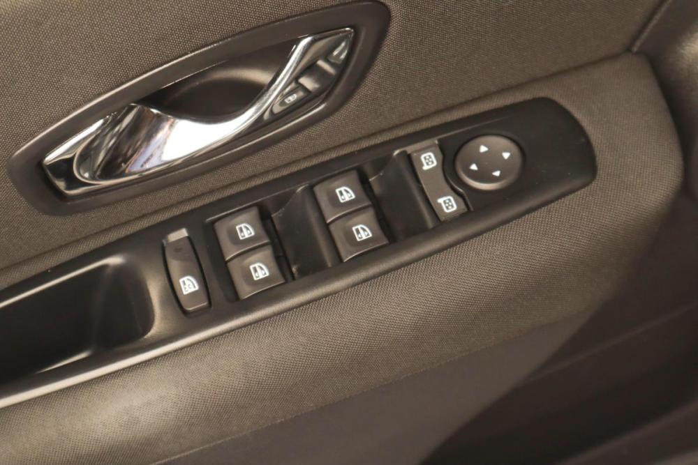 Renault Fluence I Рестайлинг Челябинск  - изображение 9