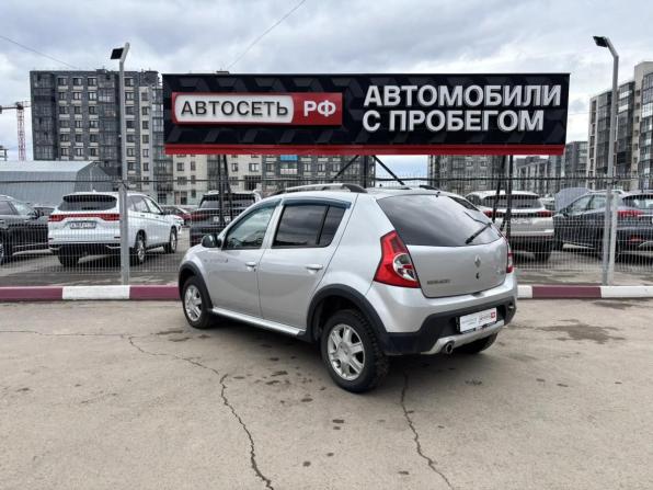 Renault Sandero I с пробегом 2014 года, цена 670 000 рублей, 121700 км, хэтчбек, Автокод Объявления