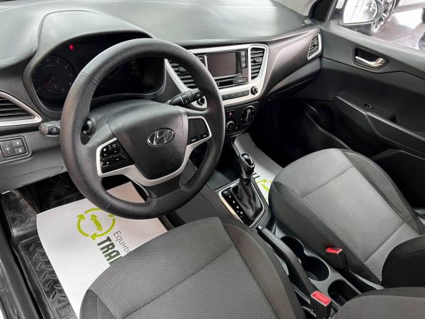 Hyundai Solaris II с пробегом 2018 года, цена 895 000 рублей, 142352 км, седан, Автокод Объявления