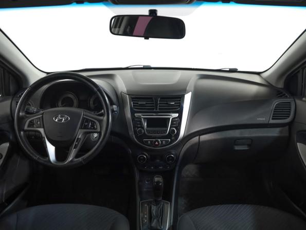 Hyundai Solaris I Рестайлинг с пробегом 2014 года, цена 879 000 рублей, 196743 км, седан, Автокод Объявления