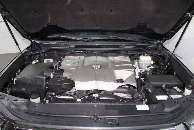 Toyota Land Cruiser 200 Series Рестайлинг 2 с пробегом 2020 года, цена 8 900 000 рублей, 80300 км, внедорожник, Автокод Объявления