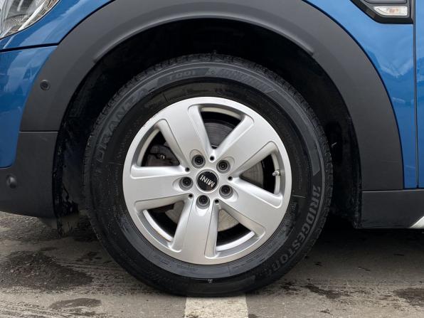 Mini Countryman II с пробегом 2018 года, цена 2 239 000 рублей, 72127 км, внедорожник, Автокод Объявления