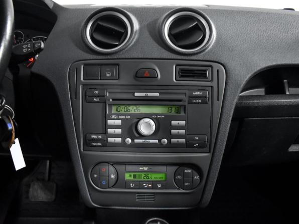 Ford Fusion I Рестайлинг с пробегом 2008 года, цена 355 000 рублей, 169000 км, хэтчбек, Автокод Объявления