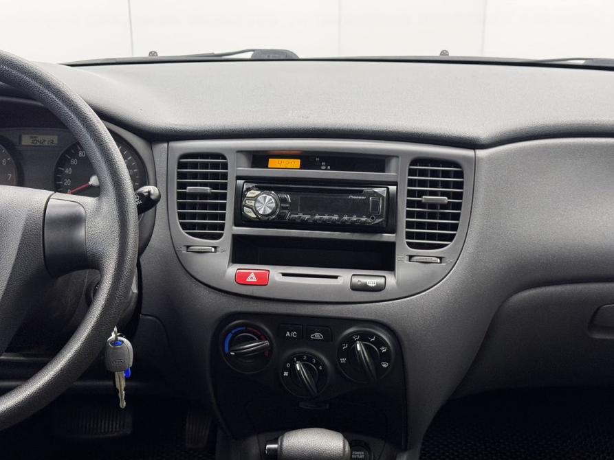 Kia Rio II Воронеж  - изображение 11