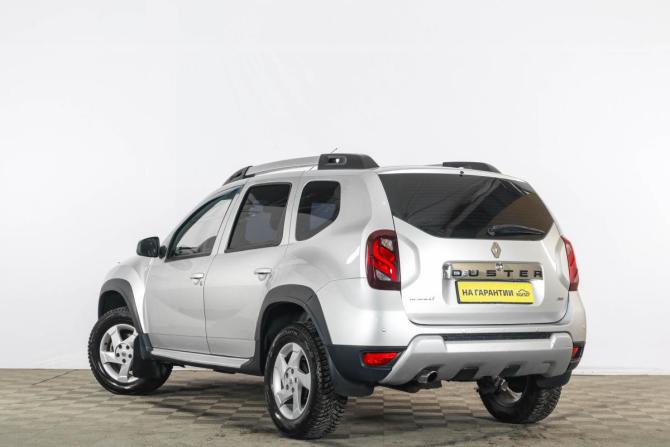 Renault Duster I Рестайлинг с пробегом 2018 года, цена 1 459 000 рублей, 105423 км, внедорожник, Автокод Объявления
