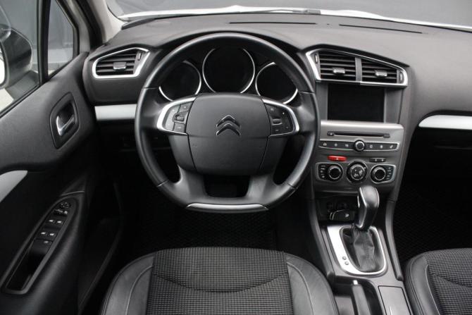 Citroen C4 II Рестайлинг с пробегом 2018 года, цена 1 190 000 рублей, 122470 км, седан, Автокод Объявления