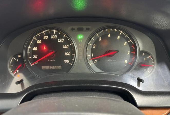 Toyota Mark II IX (X110) с пробегом 2001 года, цена 690 000 рублей, 301306 км, седан, Автокод Объявления