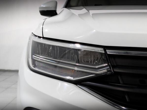 Volkswagen Tiguan II Рестайлинг с пробегом 2021 года, цена 2 790 000 рублей, 59853 км, внедорожник, Автокод Объявления