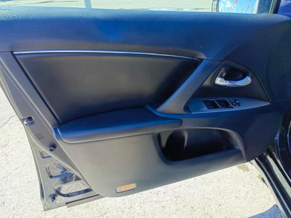 Toyota Avensis III с пробегом 2011 года, цена 892 000 рублей, 353634 км, седан, Автокод Объявления