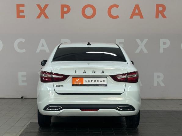 Lada (ВАЗ) Vesta I Рестайлинг (NG) с пробегом 2024 года, цена 1 010 000 рублей, 97647 км, седан, Автокод Объявления