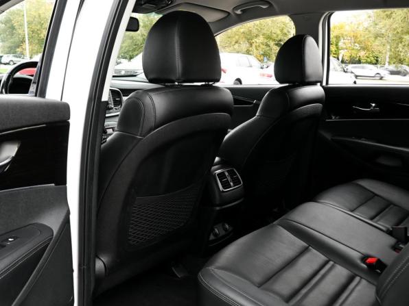 Kia Sorento III Prime Рестайлинг с пробегом 2018 года, цена 2 679 000 рублей, 193585 км, внедорожник, Автокод Объявления