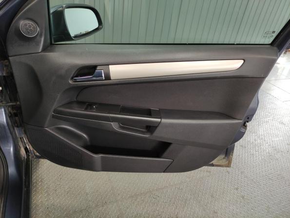 Opel Astra H Рестайлинг с пробегом 2008 года, цена 445 000 рублей, 203922 км, седан, Автокод Объявления