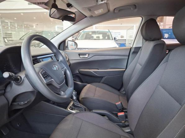 Hyundai Solaris II с пробегом 2018 года, цена 1 501 000 рублей, 71008 км, седан, Автокод Объявления