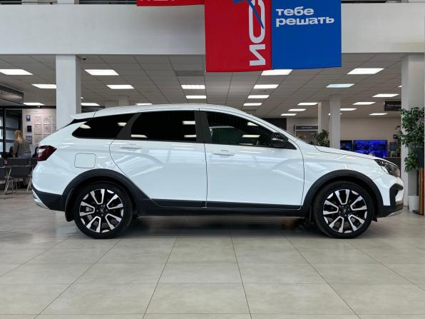 Lada (ВАЗ) Vesta I Рестайлинг (NG) с пробегом 2024 года, цена 1 570 000 рублей, 30000 км, универсал, Автокод Объявления