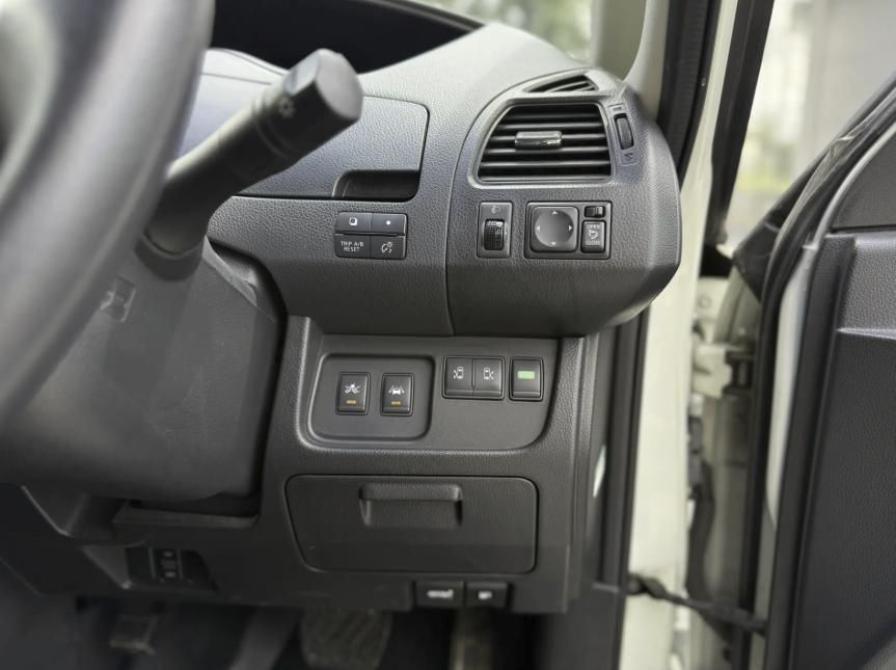 Nissan Serena IV (C26) Ставрополь  - изображение 19